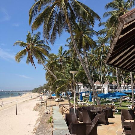 במבורי Kenya Bay Beach Hotel מראה חיצוני תמונה